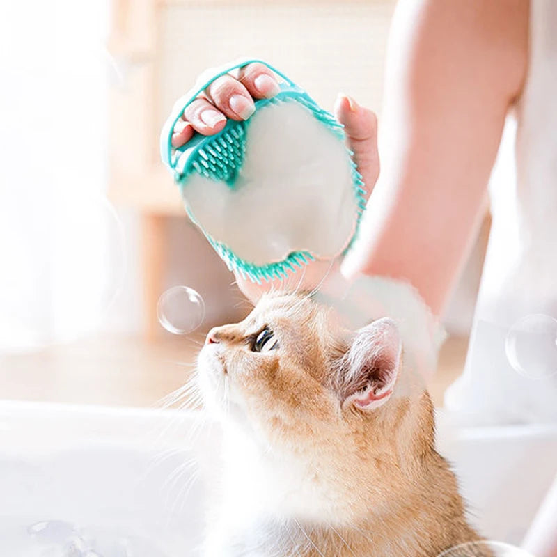 Brosse de bain en silicone pour chat
