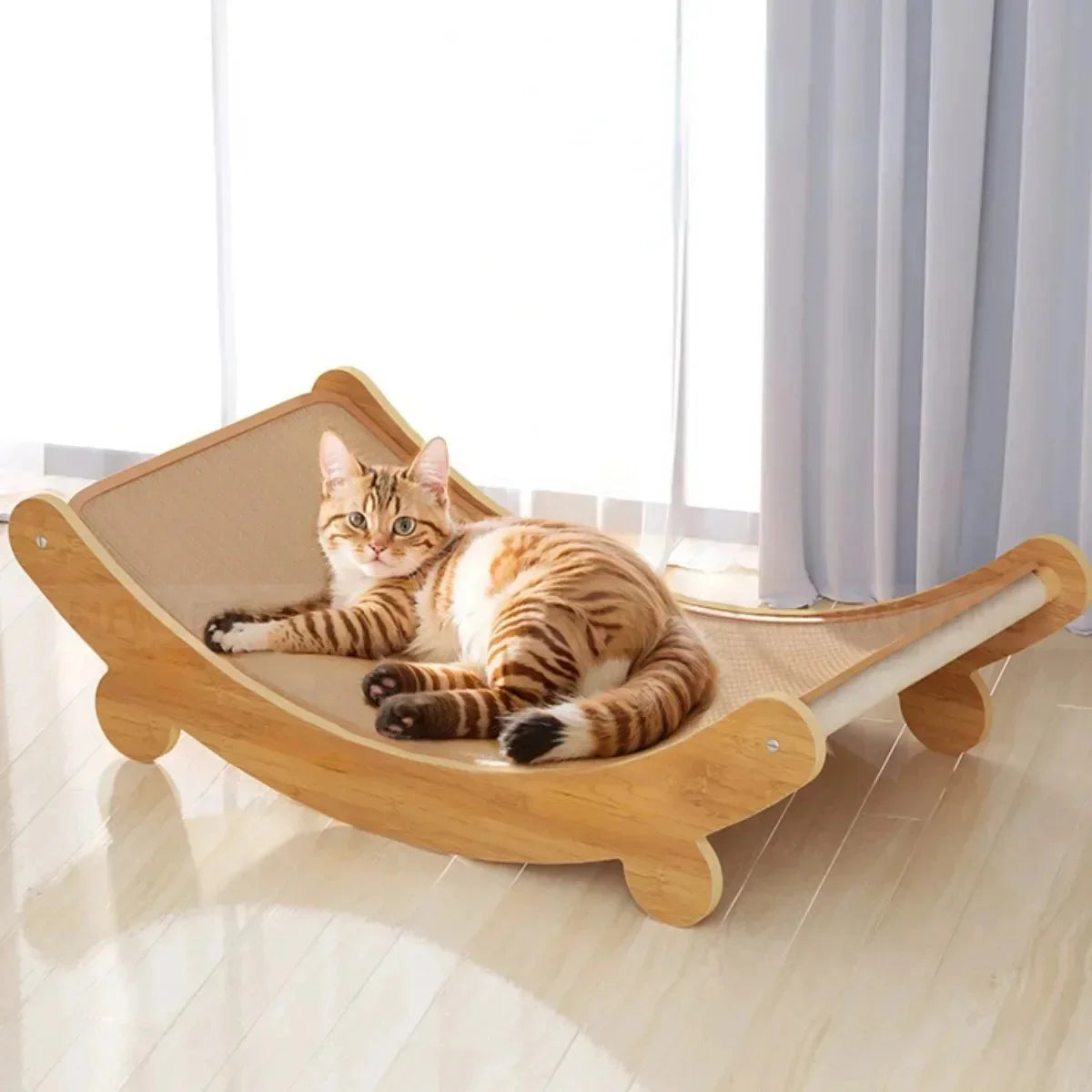 Fauteuil inclinable pour chat en bois à griffer